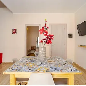 Appartement Arte In Casa Vacanza, Bagheria